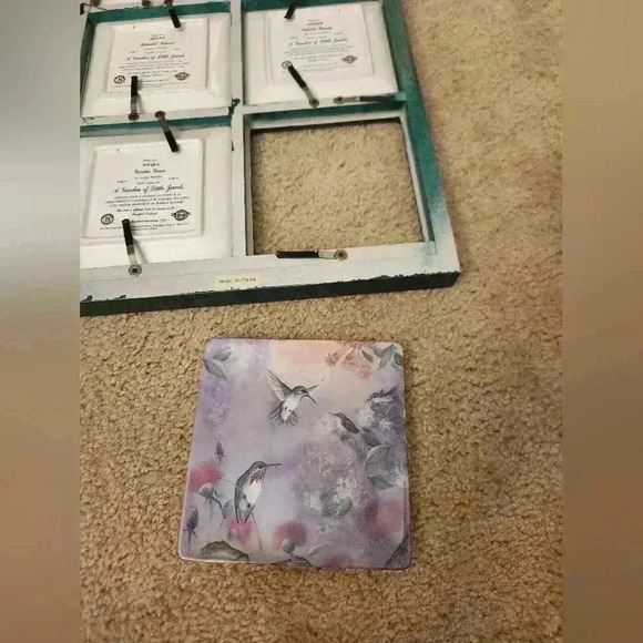 The Bradford Exchange Garden Little Jewels Hummingbird Plates Window Wall Decor - Picture 6 of 6